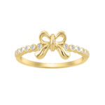 Classic 0.10Ct Round Diamond Ring In Yellow Gold For Women