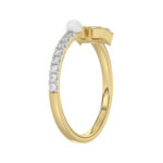 Stylish 10K Yellow Gold Ladies Ring Featuring Letter “B”, Luminous Pearl, And Round Diamond Accents. A Delicate 0.10Ct Fine Jewelry Piece. - Image 4