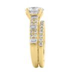 14K YELLOW GOLD 3.00CT ROUND/EMERALD DIAMOND LADIES BRIDAL SET (CENTER STONE ROUND DIAMOND 2.00CT) - Image 2