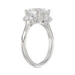 14K WHITE GOLD 3 1/5CT OVAL DIAMOND LADIES RING (CENTER STONE OVAL DIAMOND 2CT) - Image 3