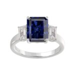 14K WHITE GOLD 5 1/3CT EMERALD/BLUE SAPPHIRE EMERALD CUT DIAMOND LADIES RING (CENTER STONE BLUE SAPPHIRE EMERALD DIAMOND 4 1/3CT)