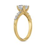 14K YELLOW GOLD 3 1/2CT EMERALD/CUSHION DIAMOND LADIES RING (CENTER STONE CUSHION DIAMOND 3CT) - Image 3
