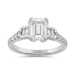 LADIES RING 3CT ROUND/BAGUETTE/EMERALD DIAMOND 14K WHITE GOLD (CENTER STONE EMERALD DIAMOND 2CT )