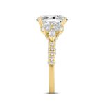 LADIES RING 4 1/3CT ROUND/PEAR/OVAL/MARQUISE DIAMOND 14K YELLOW GOLD (CENTER STONE OVAL DIAMOND 3.00CT) - Image 2