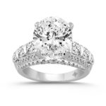 LADIES RING 6 1/2CT ROUND/OVAL DIAMOND 14K WHITE GOLD (CENTER STONE OVAL DIAMOND 5CT )