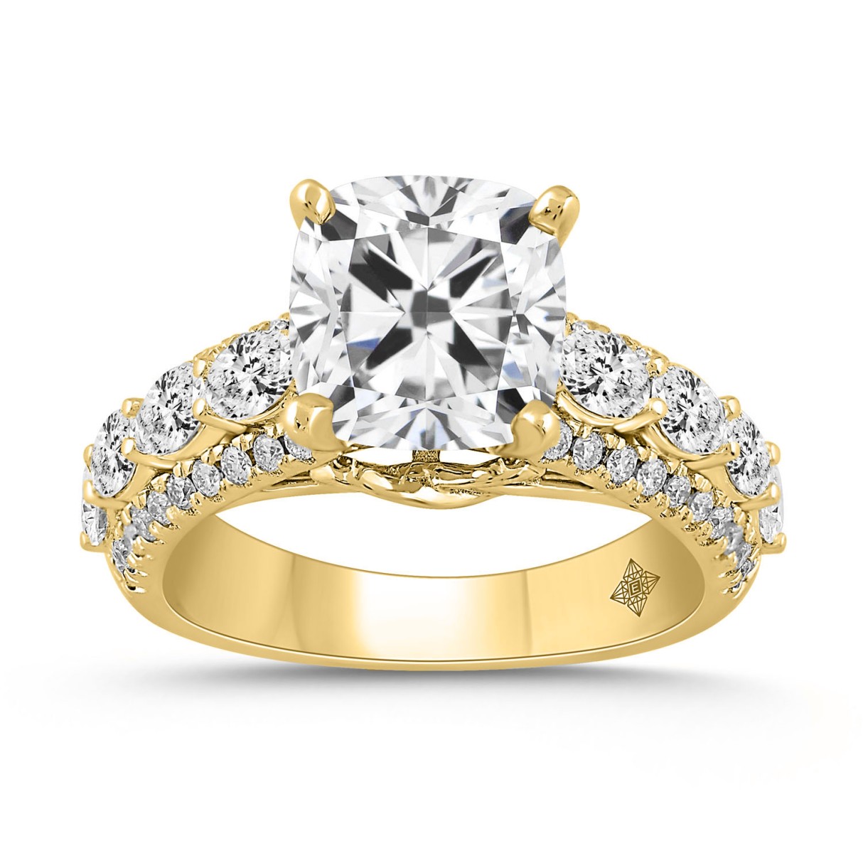 LADIES RING 5 1/4CT ROUND/CUSHION DIAMOND 14K YELLOW GOLD (CENTER STONE CUSHION DIAMOND 4CT ) - Image 1