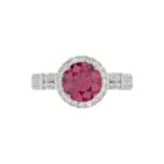 14K WHITE GOLD 2 1/2CT ROUND/BAGUETTE DIAMOND LADIES RING (CENTER STONE ROUND RUBY DIAMOND 2CT) - Image 2