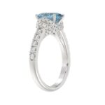 14K WHITE GOLD 2 3/4CT ROUND/OVAL BLUE DIAMOND LADIES RING (CENTER STONE OVAL BLUE DIAMOND 2.00CT) - Image 3