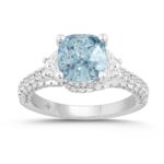 14K WHITE GOLD 4 1/4CT ROUND/CUSHION/TRAPEZOID DIAMOND LADIES RING (CENTER STONE BLUE CUSHION DIAMOND 3CT)