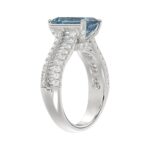 14K WHITE GOLD 4.00CT ROUND/RADIANT/BAGUETTE DIAMOND LADIES RING (CENTER STONE RADIANT BLUE DIAMOND 3.00CT) - Image 3
