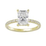 18K YELLOW GOLD 2 1/4CT ROUND/RADIANT DIAMOND LADIES RING (CENTER STONE RADIANT DIAMOND 2CT)