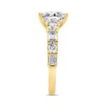 LADIES RING 3 1/2CT ROUND/EMERALD/OVAL DIAMOND 14K YELLOW GOLD (CENTER STONE OVAL DIAMOND 2.00CT) - Image 3