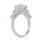 LADIES RING 3 3/4CT ROUND/TRAPEZOID/BAGUETTE DIAMOND 14K WHITE GOLD (CENTER STONE ROUND DIAMOND 2CT ) - Image 3