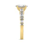LADIES RING 3.00CT OVAL/BAGUETTE/EMERALD DIAMOND 14K YELLOW GOLD (CENTER STONE OVAL DIAMOND 2.00CT) - Image 3