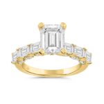 LADIES RING 4 1/2CT ROUND/EMERALD DIAMOND 14K YELLOW GOLD (CENTER STONE EMERALD DIAMOND 3.00CT)