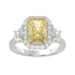 14K WHITE GOLD 4 1/4CT ROUND/TRAPEZOID/RADIANT DIAMOND LADIES RING (CENTER STONE YELLOW RADIANT DIAMOND 3.00CT)