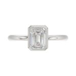 LADIES SOLITAIRE RING 2CT EMERALD DIAMOND 14K WHITE GOLD (CENTER STONE EMERALD DIAMOND 2CT ) - Image 5