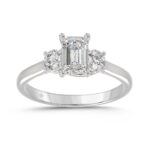 14K WHITE GOLD 1 3/8CT EMERALD/ROUND DIAMOND LADIES RING (CENTER STONE EMERALD DIAMOND 1CT)