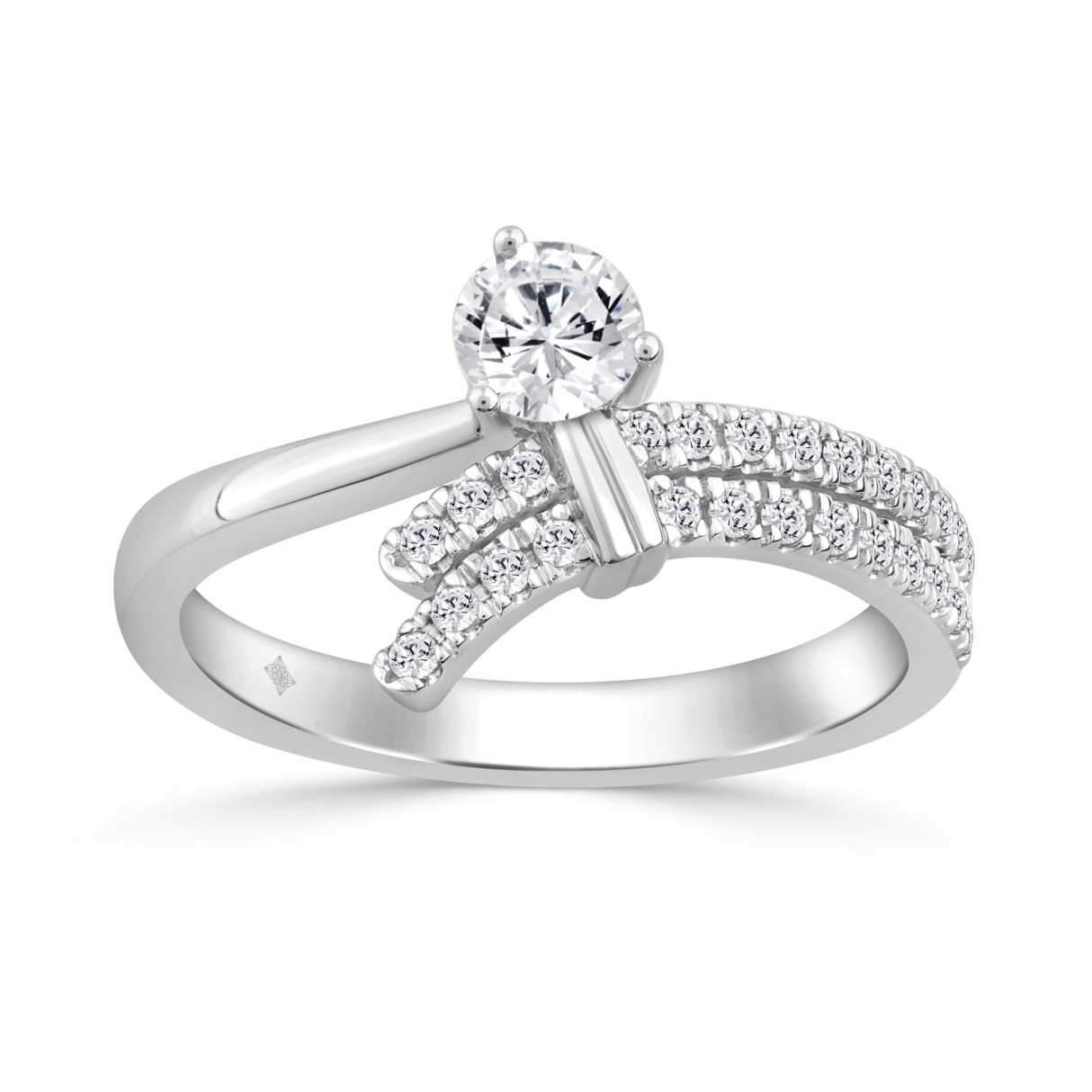 14K WHITE GOLD 1/2CT ROUND DIAMOND LADIES RING - Image 1