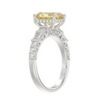 14K WHITE GOLD 2 3/4CT ROUND/BAGUETTE/EMERALD DIAMOND LADIES BRIDAL SET (CENTER STONE RADIANT YELLOW DIAMOND 2.00CT) - Image 4