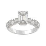 14K WHITE GOLD 2 3/4CT ROUND/PEAR/EMERALD DIAMOND LADIES RING (CENTER STONE EMERALD DIAMOND 2CT)