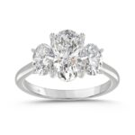 14K WHITE GOLD 3 1/5CT OVAL DIAMOND LADIES RING (CENTER STONE OVAL DIAMOND 2CT)