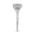 14K WHITE GOLD 3.00CT EMERALD DIAMOND LADIES RING (CENTER STONE EMERALD DIAMOND 2CT) - Image 4