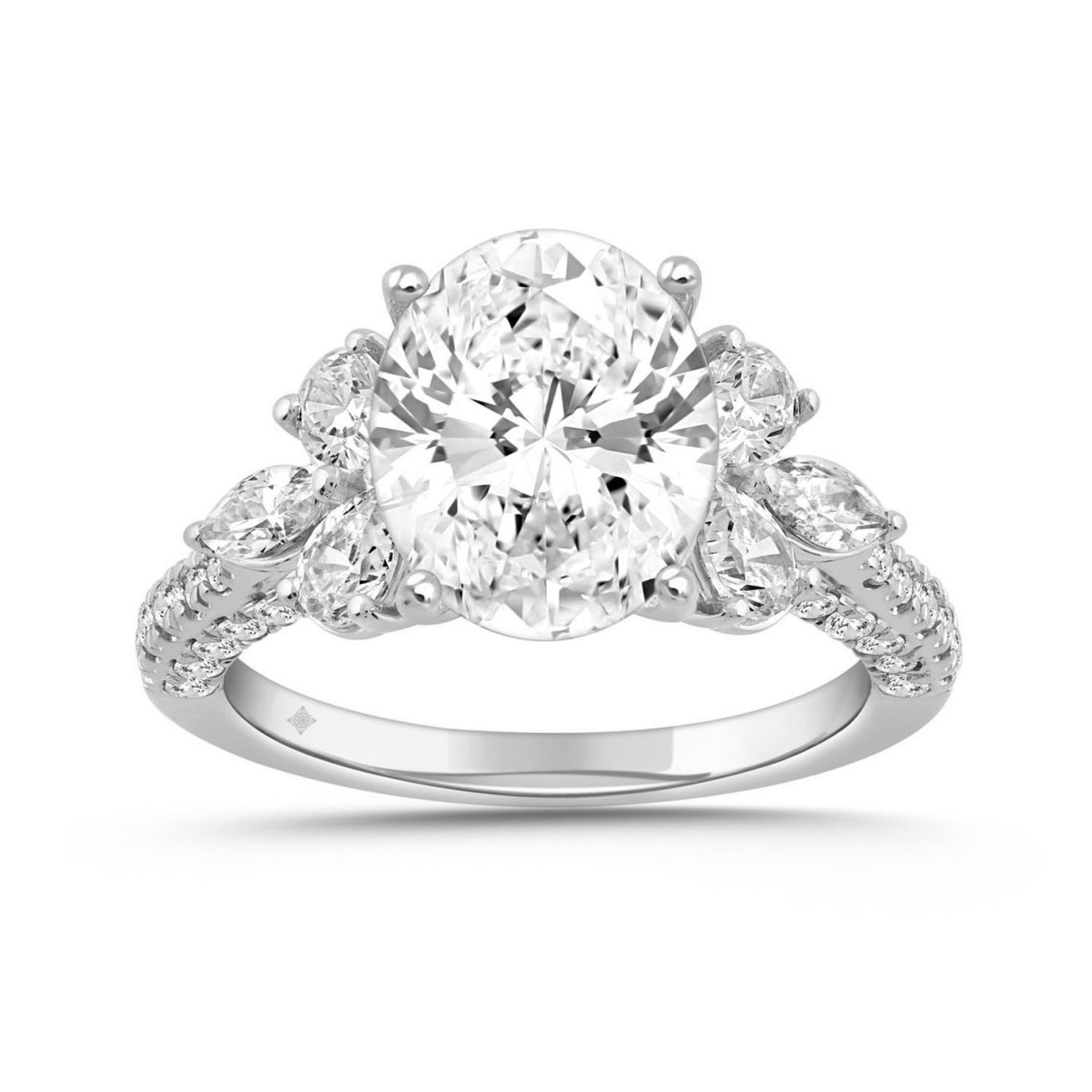 14K WHITE GOLD 4 1/3CT ROUND/PEAR/MARQUISE/OVAL DIAMOND LADIES RING (CENTER STONE OVAL DIAMOND 3CT) - Image 1
