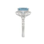 14K WHITE GOLD CRAFTED WITH 18K YELLOW GOLD SHANK 4 1/2CT ROUND/EMERALD DIAMOND LADIES RING  (CENTER STONE EMERALD BLUE DIAMOND 3.00CT) - Image 4