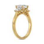 14K YELLOW GOLD 1 3/4CT PRINCESS/TRAPEZOID DIAMOND LADIES RING (CENTER STONE PRINCESS DIAMOND 1 1/4CT) - Image 3