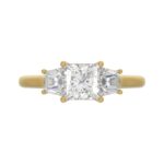 14K YELLOW GOLD 1 3/4CT PRINCESS/TRAPEZOID DIAMOND LADIES RING (CENTER STONE PRINCESS DIAMOND 1 1/4CT) - Image 5