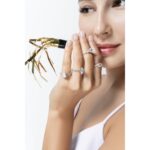 14K YELLOW GOLD 1 3/4CT ROUND/MARQUISE DIAMOND LADIES RING (CENTER STONE ROUND DIAMOND 1CT ) - Image 4