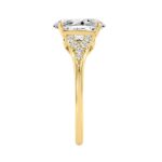 14K YELLOW GOLD 2 1/4CT ROUND/OVAL DIAMOND LADIES BRIDAL RING (CENTER STONE OVAL DIAMOND 2CT) - Image 3