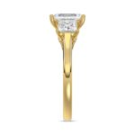 14K YELLOW GOLD 2 5/8CT EMERALD/PRINCESS DIAMOND LADIES RING (CENTER STONE EMERALD DIAMOND 1 1/2CT) - Image 4