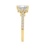 14K YELLOW GOLD 3 1/2CT ROUND/PRINCESS DIAMOND LADIES RING (CENTER STONE PRINCESS DIAMOND 3.00CT) - Image 2