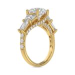 14K YELLOW GOLD 3 3/4CT ROUND/TRAPEZOID/BAGUETTE DIAMOND LADIES RING (CENTER STONE ROUND DIAMOND 2CT) - Image 3