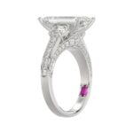 21K PLATINUM LADIES RING WITH 4.00CT TRAPEZOID/ROUND/EMERALD/BAGUETTE DIAMONDS (CENTER STONE EMERALD DIAMOND 3CT) - Image 2