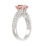 ETERNAL BLUSH COLLECTION 14K WHITE GOLD 3.00CT ROUND/EMERALD DIAMOND LADIES RING (CENTER STONE PINK ROUND DIAMOND 2.00CT) - Image 4