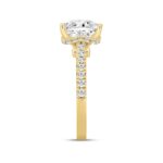LADIES RING 2 1/2CT ROUND/EMERALD DIAMOND 14K YELLOW GOLD (CENTER STONE EMERALD DIAMOND 2CT ) - Image 3
