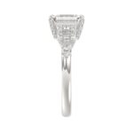 LADIES RING 2CT ROUND/EMERALD DIAMOND 14K WHITE GOLD (CENTER STONE EMERALD DIAMOND 1CT ) - Image 4