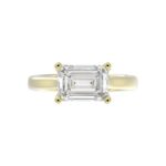 LADIES RING 3 1/4CT ROUND/EMERALD DIAMOND 14K YELLOW GOLD (CENTER STONE EMERALD DIAMOND 3.00CT) - Image 2