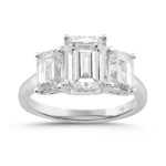 LADIES RING 5.00CT EMERALD DIAMOND 18K WHITE GOLD (CENTER STONE EMERALD DIAMOND 3.00CT)