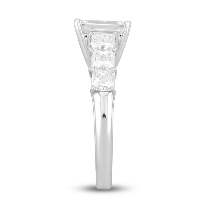 LADIES RING 3CT PRINCESS/EMERALD DIAMOND 14K WHITE GOLD (CENTER STONE EMERALD DIAMOND 1 1/2CT ) - Image 3