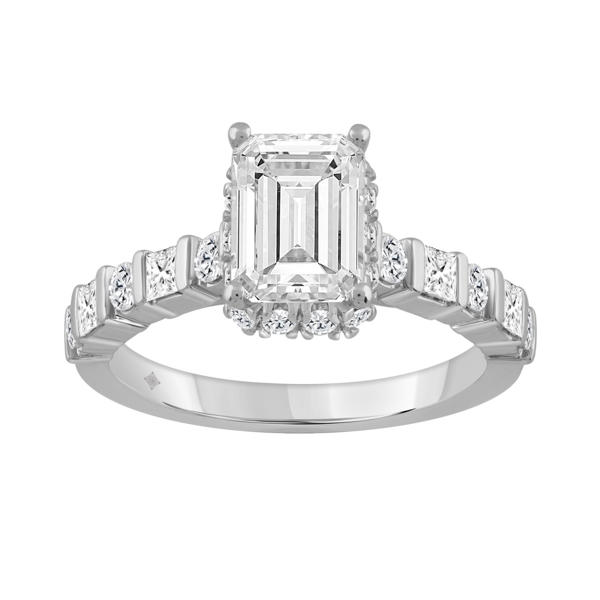 14K WHITE GOLD 2 3/4CT ROUND/PRINCESS/EMERALD DIAMOND LADIES RING (CENTER STONE EMERALD DIAMOND 2.00CT) - Image 1