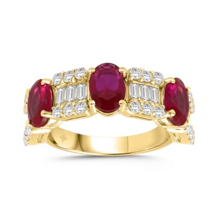 LADIES BAND 1CT ROUND/BAGUETTE/OVAL DIAMOND 14K YELLOW GOLD (CENTER STONE OVAL DIAMOND 2CT )