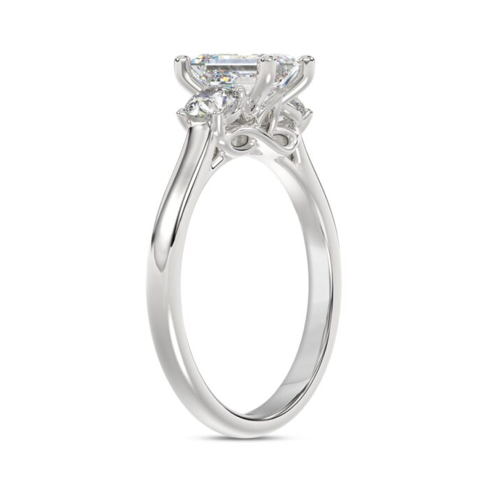 14K WHITE GOLD 1 3/8CT EMERALD/ROUND DIAMOND LADIES RING (CENTER STONE EMERALD DIAMOND 1CT) - Image 3