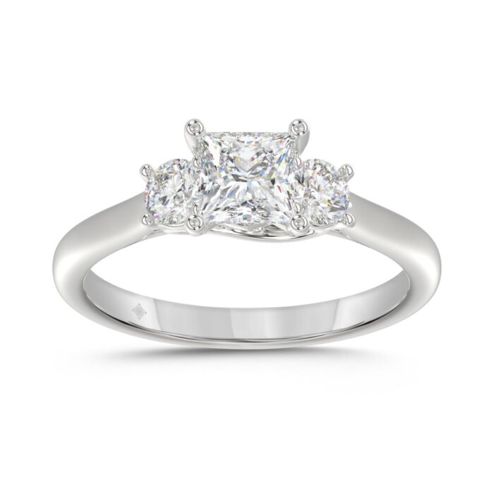 14K WHITE GOLD 1.00CT PRINCESS/ROUND DIAMOND LADIES RING (CENTER STONE PRINCESS DIAMOND 3/4CT) - Image 1